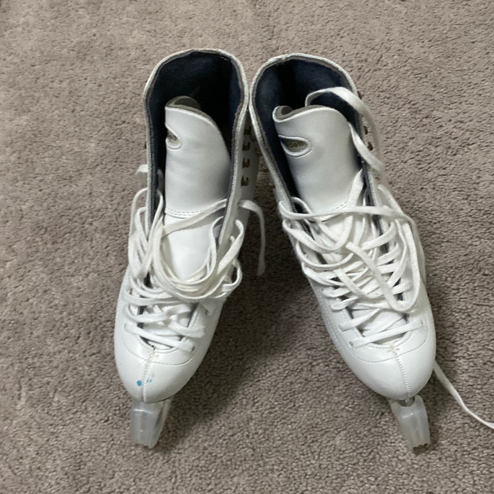 Riedell Figure Skates